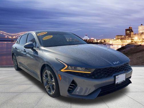 2022 Kia K5 EX