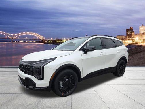Snow White Pearl 2026 Kia Sportage X-Line