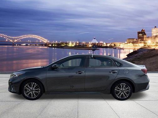 Gravity Gray 2024 Kia Forte GT-Line