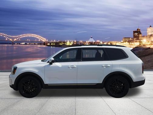 Glacial White Pearl 2023 Kia Telluride EX X-Line
