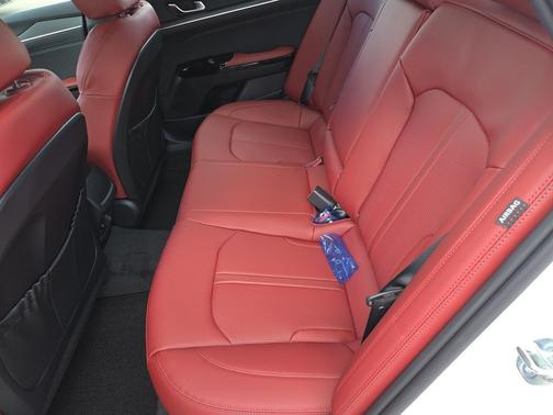 Snow White Pearl 2027 Kia K5 GT-Line