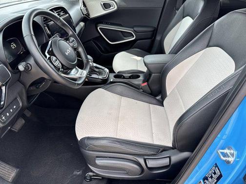 2023 Kia Soul GT-Line