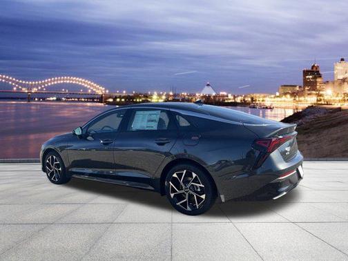 2025 Kia K5 EX
