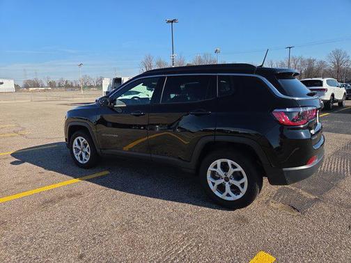 2025 Jeep Compass Latitude
