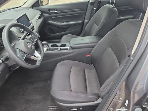 Gun Metallic 2025 Nissan Altima SV FWD