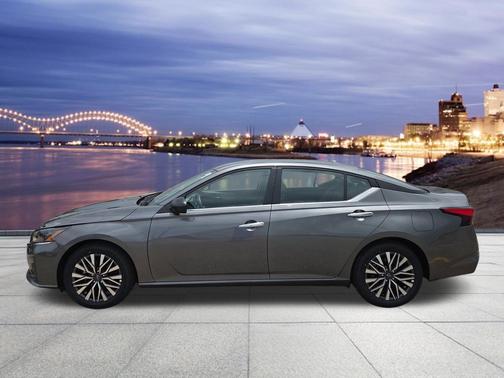 Gun Metallic 2025 Nissan Altima SV FWD