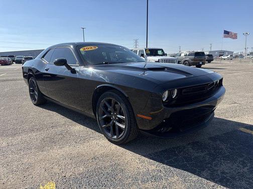 Pitch Black Clearcoat 2023 Dodge Challenger SXT