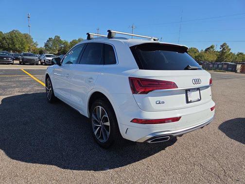 2023 Audi Q5 45 S line Premium Plus