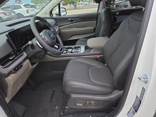 2026 Kia Carnival Hybrid EX