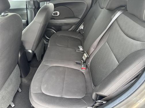 Titanium Gray 2019 Kia Soul Base