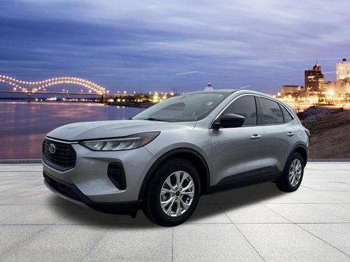 Iconic Silver Metallic 2024 Ford Escape Active
