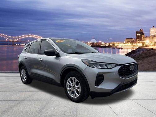 Iconic Silver Metallic 2024 Ford Escape Active