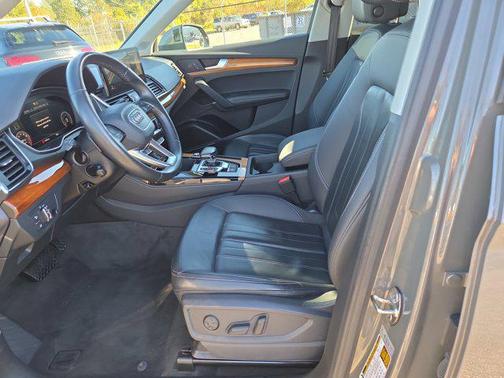 2023 Audi Q5 45 S line Premium Plus