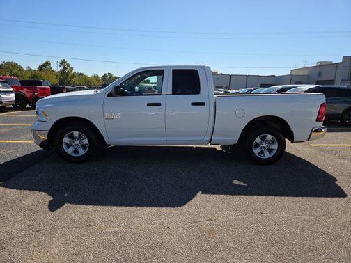 2024 RAM 1500 Classic SLT