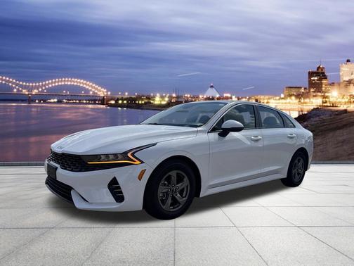 Glacial White Pearl 2023 Kia K5 LXS
