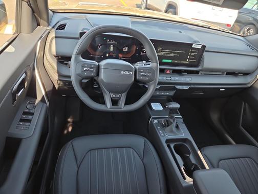Terrain Brown 2027 Kia Seltos X-Line S