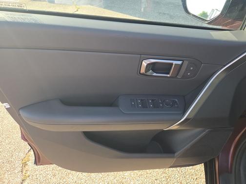 Magma Red Matte 2027 Kia Seltos X-Line S