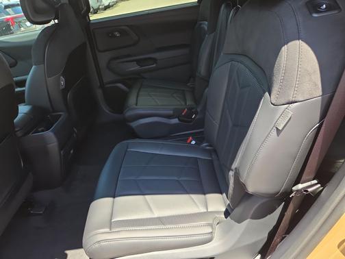 Terrain Brown 2027 Kia Telluride X-Pro SX-Prestige