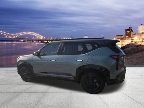 Iceberg Green 2027 Kia Seltos X-Line S