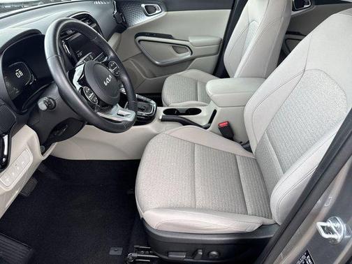 2023 Kia Soul EX