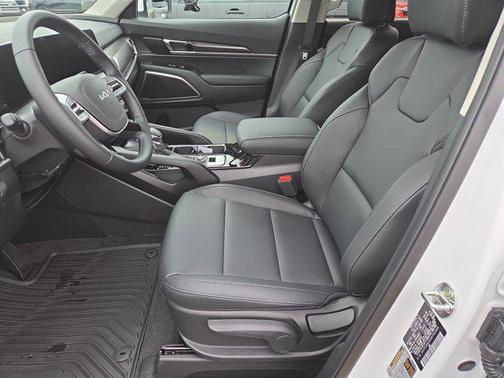 2025 Kia Telluride LX