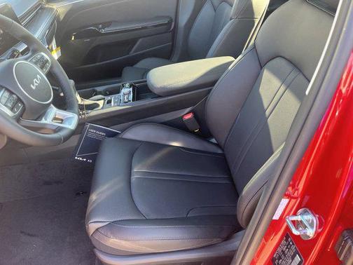 2025 Kia K5 EX