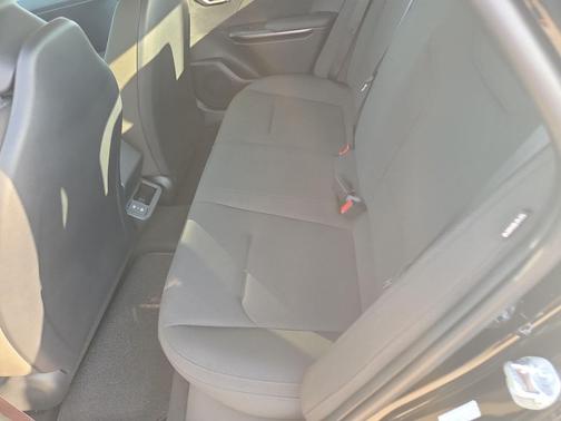Aurora Black Pearl 2026 Kia K4 LX