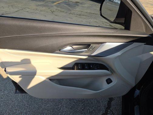 2022 Cadillac CT4 Luxury