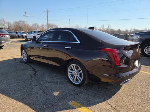 2022 Cadillac CT4 Luxury