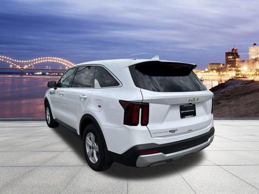 2025 Kia Sorento LX