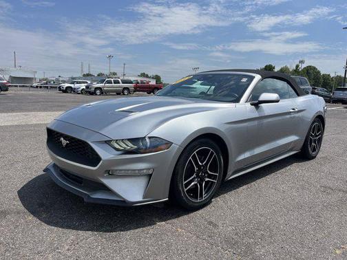 2022 Ford Mustang EcoBoost
