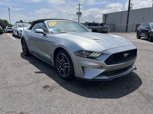 2022 Ford Mustang EcoBoost