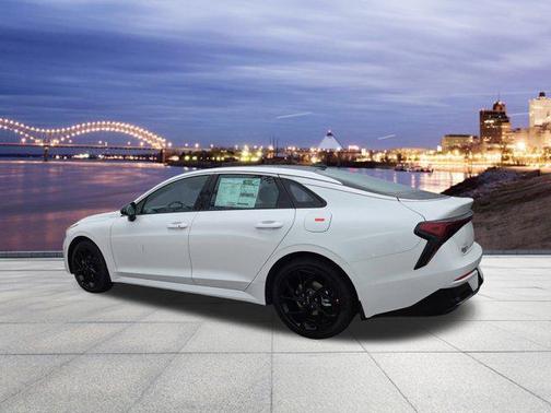Snow White Pearl 2026 Kia K5 GT-Line FWD