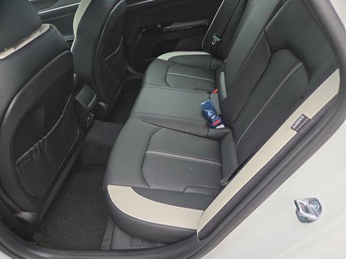 Snow White Pearl 2026 Kia K5 GT-Line FWD