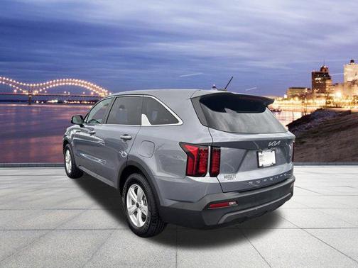 2022 Kia Sorento LX