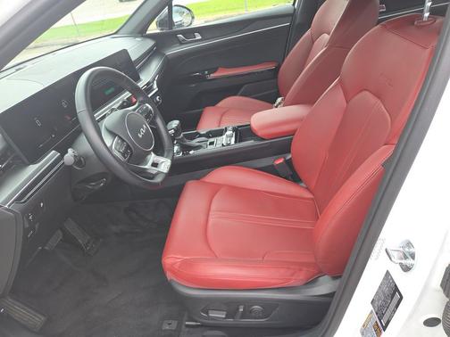 Snow White Pearl 2025 Kia K5 GT-Line