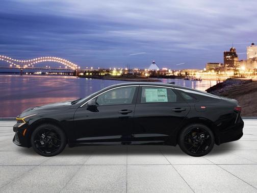 Aurora Black Pearl 2026 Kia K5 GT-Line FWD