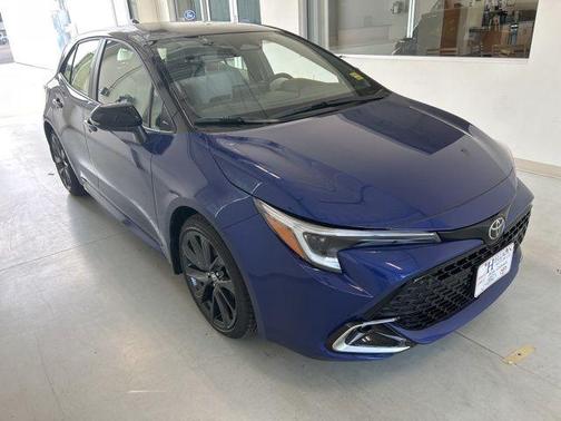 2025 Toyota Corolla Hatchback XSE