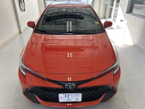 2025 Toyota Corolla Hatchback SE
