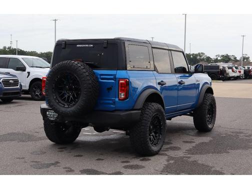 Velocity Blue Metallic 2026 Ford Bronco Big Bend