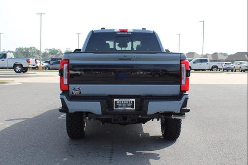 2025 Ford F-250 Platinum