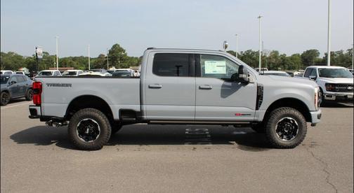 2025 Ford F-250 Platinum
