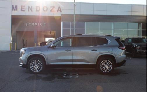 2024 GMC Acadia Denali