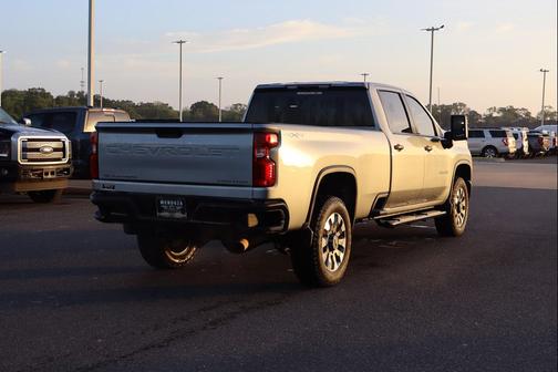 Sterling Gray Metallic 2024 Chevrolet Silverado 2500 Custom