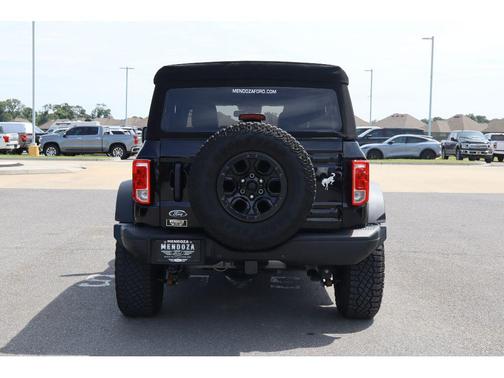 Shadow Black 2023 Ford Bronco Black Diamond