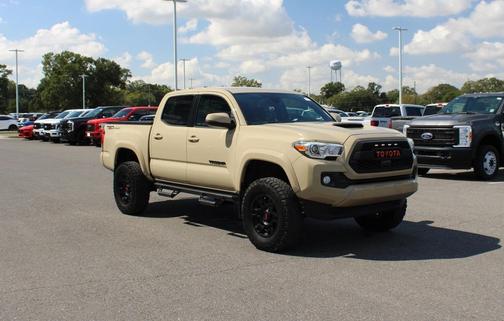 2018 Toyota Tacoma TRD Sport