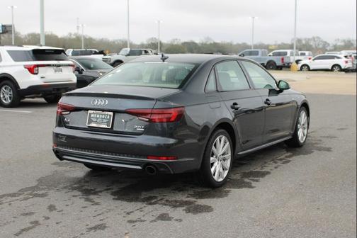 2018 Audi A4 2.0T Prestige