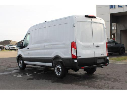 Oxford White 2026 Ford Transit-250 Base