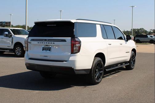 2021 Chevrolet Suburban 4WD Z71