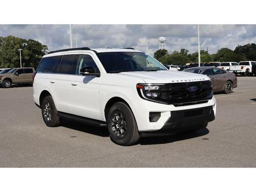 Oxford White 2026 Ford Expedition Active